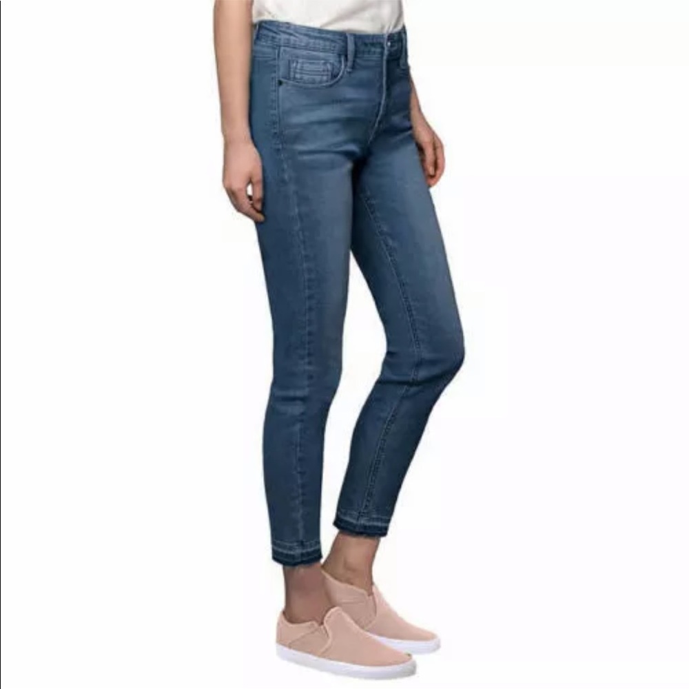 Kenneth Cole Jess Skinny Jean - Picture 2 of 8